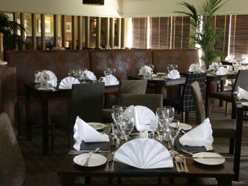 Eight Acres Hotel Elgin Extérieur photo